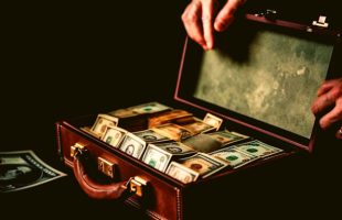 Payez la rançon n'est jamais recommandé par les experts. // Source : Numerama avec Midjourney