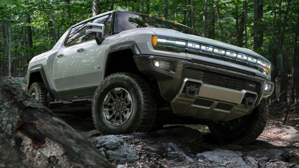 Le Hummer électrique possède une batterie imposante // Source : Hummer Le Hummer électrique possède une batterie imposante // Source : Hummer