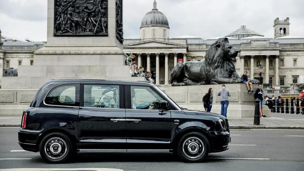 Les taxis électriques à Londres aussi une marque Geely  // Source : Geely