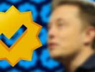 Elon Musk Twitter Badge doré // Source : Numerama