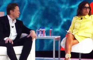 Linda Yaccarino et Elon Musk lors d'une interview, le 18 avril 2023 // Source : YouTube / Elon Alerts