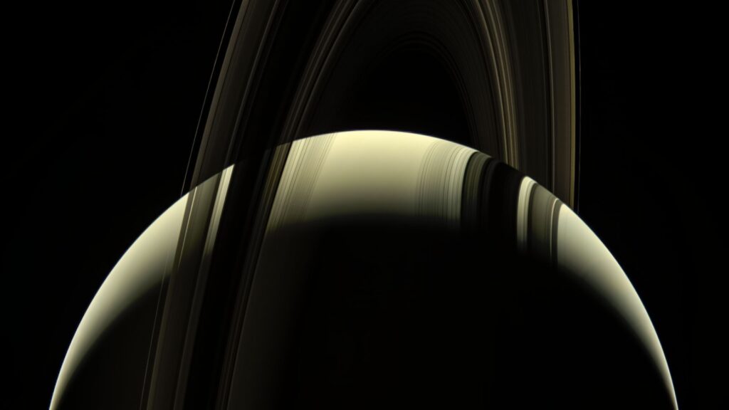 Les anneaux de Saturne ne sont pas immortels. // Source : Flickr/CC/Kevin Gill (image recadrée)