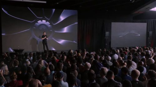 Elon annonce deux nouveautés  // Source : Tesla
