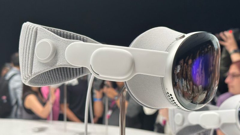 Apple a montré le Vision Pro à la presse pour la troisième fois : lancement imminent ?