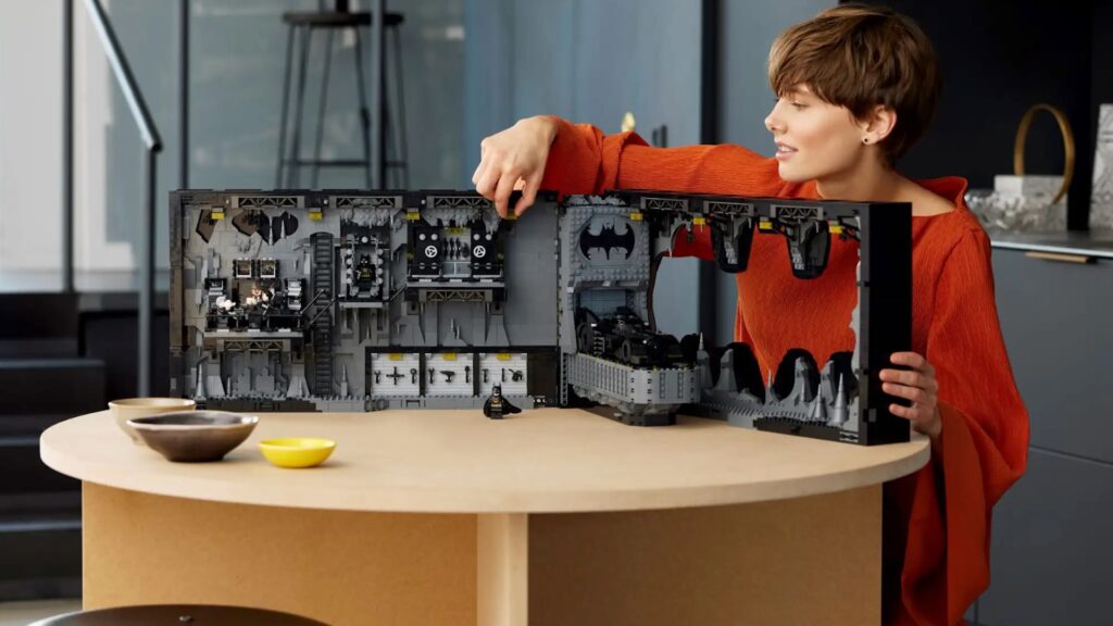 Lego Batman « Batcave – La boîte de l'ombre » // Source : Lego