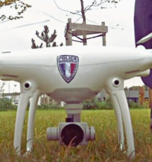 Un drone DJI employé par les forces de l'ordre pour la surveillance de la route. // Source : YouTube / BFM