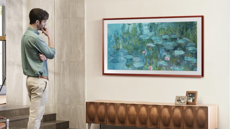 Regarder un film sur un tableau, c’est possible, grâce à The Frame en promo