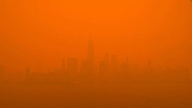 Pourquoi tout New York est devenu jaune-orange ?