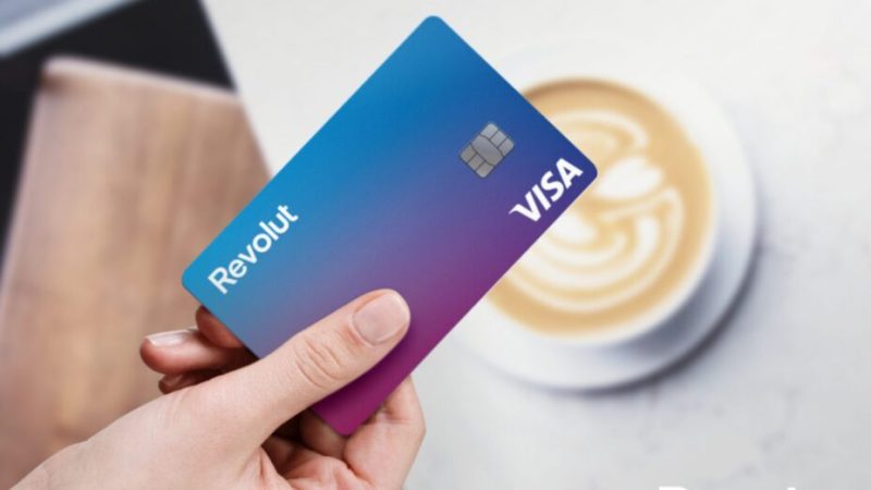 Revolut, N26 : comment déclarer son compte en banque aux impôts ?