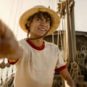 Luffy a le pouvoir d'être « élastique ». // Source : Netflix