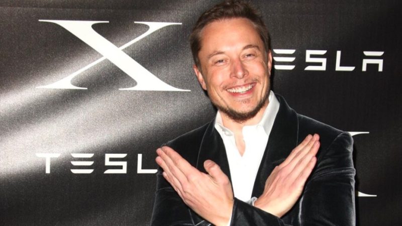 Pourquoi Elon Musk aime autant la lettre X ?