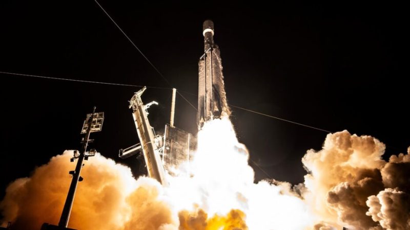 Vol du Falcon Heavy : SpaceX partage ses meilleures photos de la fusée
