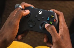 Une manette Xbox Series. // Source : Microsoft