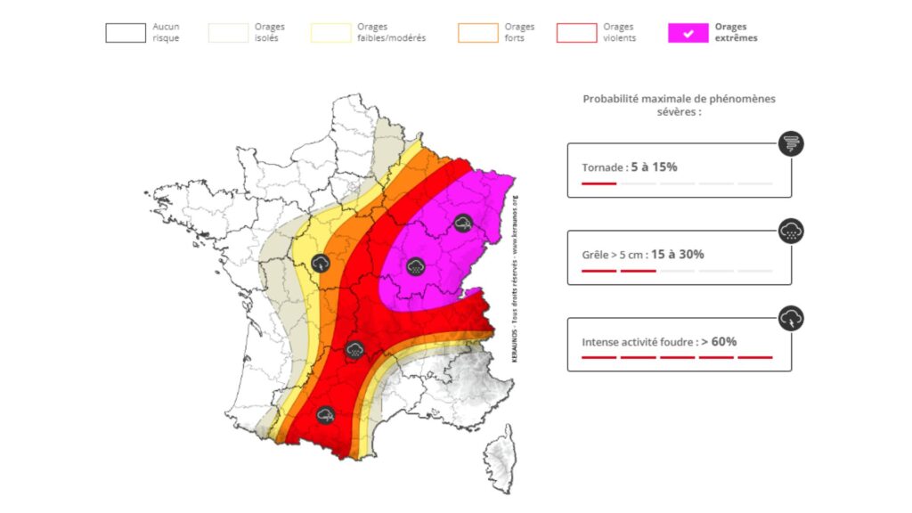 Prévision des orages du 11 juillet 2023. // Source : Via Twitter @KeraunosObs