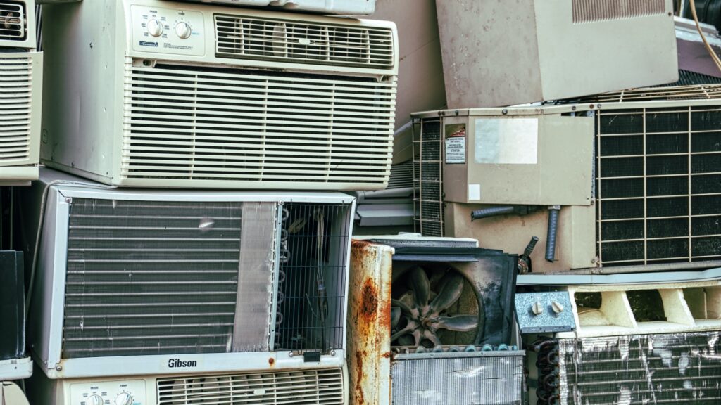 Attention aux vieux appareils de climatisation, ils peuvent contenir moisissures et bactéries. // Source : Photo de Tom Fisk. Pexels.