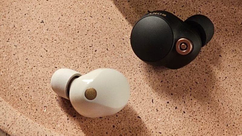 1000XM5 : les nouveaux écouteurs de Sony s’accompagnent d’un chargeur à induction