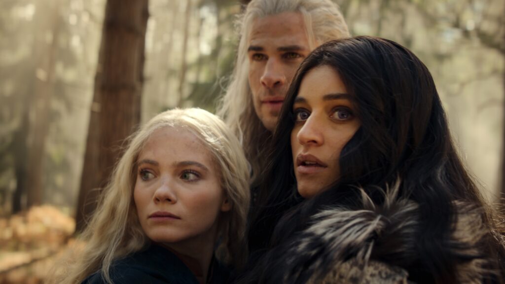 Le fameux trio de The Witcher est de retour dans la saison 4 // Source : Netflix Le fameux trio de The Witcher est de retour dans la saison 4 // Source : Netflix