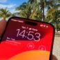 Un iPhone au soleil. // Source : Numerama