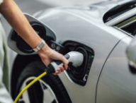 Recharge de voiture électrique // Source : Jaguar