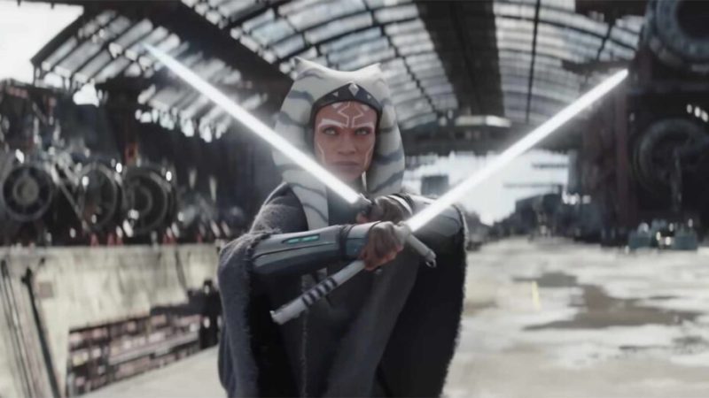 Pourquoi Ahsoka Tano a-t-elle deux sabres laser blancs ?