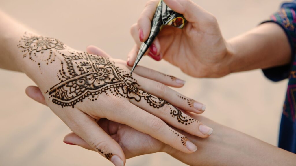 Henna // Source: Canva