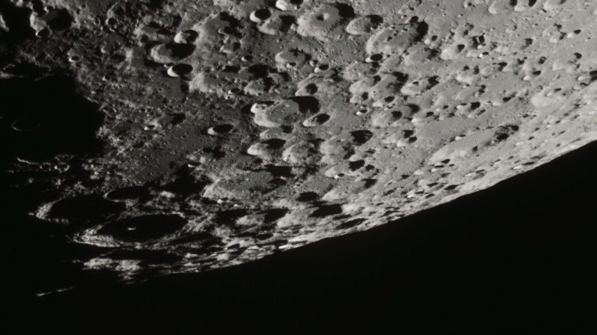 Le pôle sud de la Lune. // Source : Via X @AJamesMcCarthy