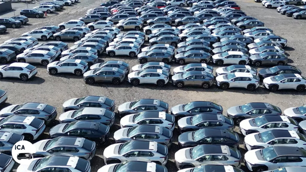 Toyota et VW en attente de livraison // Source : Inside China Auto - Youtube