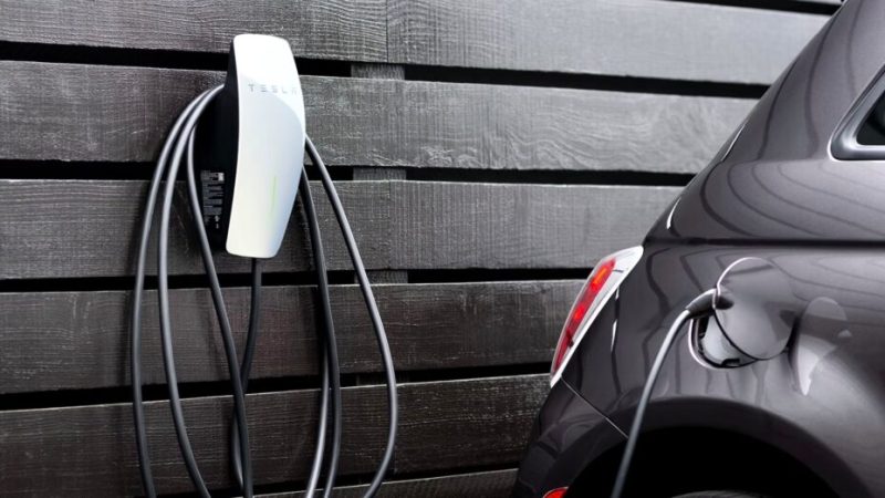 Faut-il forcément installer une borne de recharge pour voiture électrique chez soi ?