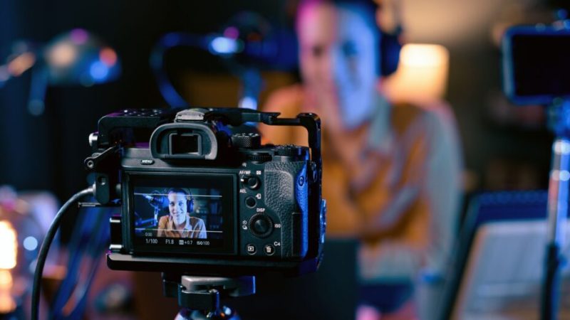 « Je dois retourner au RSA » : les youtubeurs d’une agence en faillite ne sont plus payés