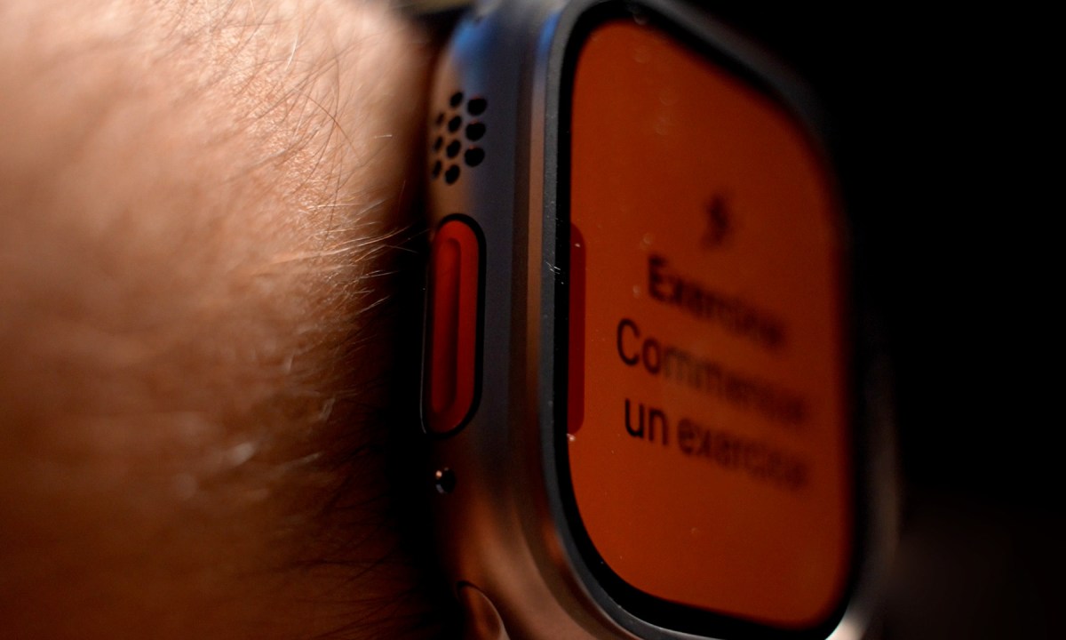 Apple Watch Ultra 2 // Source : Nino Barbey pour Numerama