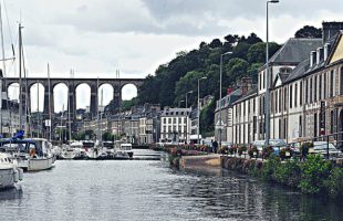 La ville de Morlaix a été obligée d'éteindre son système informatique. // Source : TourismeBretagne