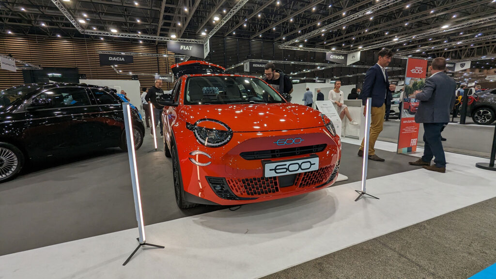 Fiat 600e au salon de Lyon // Source : Raphaelle Baut