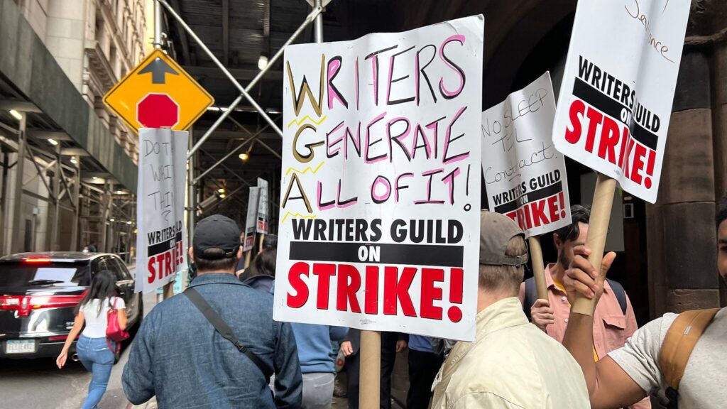 La grève des scénaristes de 2023 s'opposait au développement de l'IA. // Source : Fabebk/Wikimédias