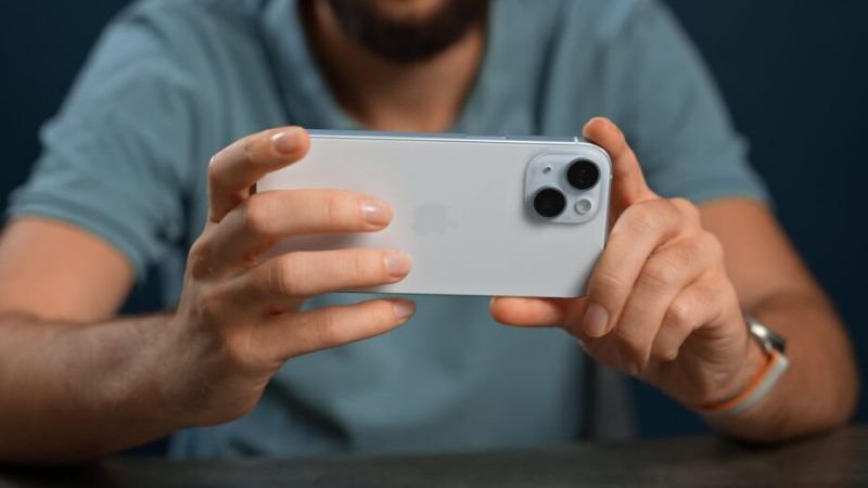 Vous avez un iPhone ? Installez vite iOS 17.5.1, qui corrige un bug important sur les photos