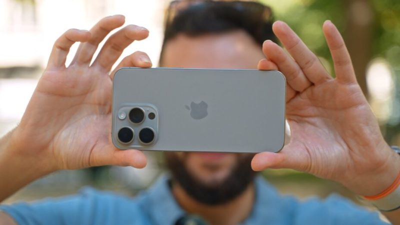 Test de l’iPhone 15 Pro Max : zoom, polyvalence et titane… notre avis sur le dernier smartphone d’Apple