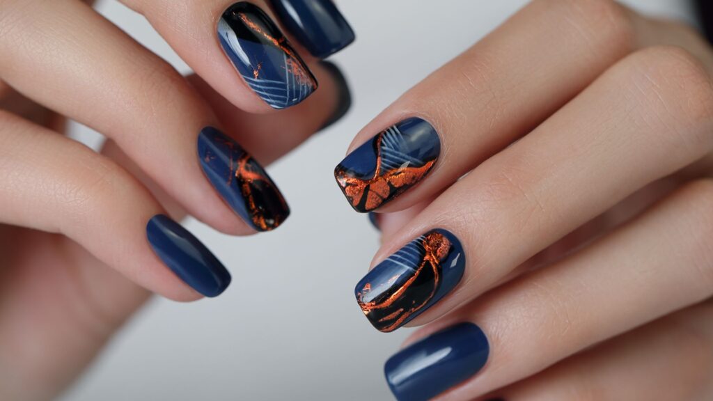 Exemple de nail art. // Source : Canva