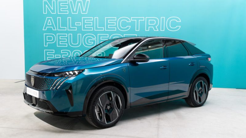 Avec e-3008, Peugeot rattrape son retard technologique sur la voiture électrique