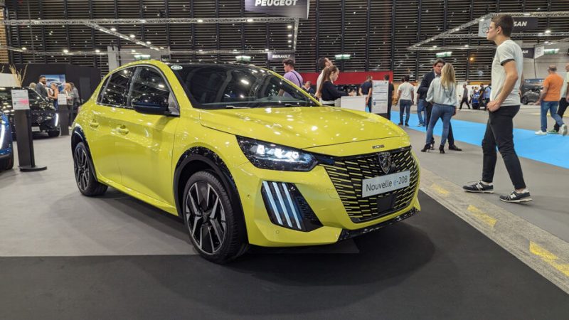 40 000 voitures électriques à 100 € par mois en 2024 : est-ce crédible ?