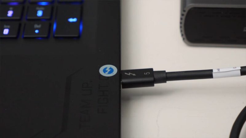 Thunderbolt 5 : le futur de l’USB-C promet un débit stupéfiant