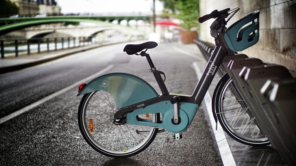 An electric Vélib'.  // Source: Flickr/CC/Miwok (cropped photo)