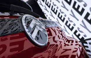Zoom sur la ë-C3 de Citroën // Source : Copyright William Crozes @ Continental Productions