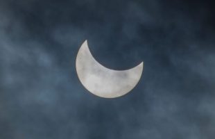Une éclipse de Soleil. // Source : Canva