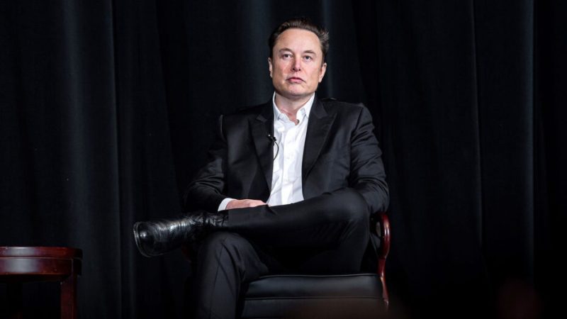 Elon Musk menacerait de supprimer Twitter en Europe