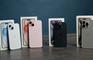 Les iPhone 15 et leurs boîtes. // Source : Thomas Ancelle / Numerama