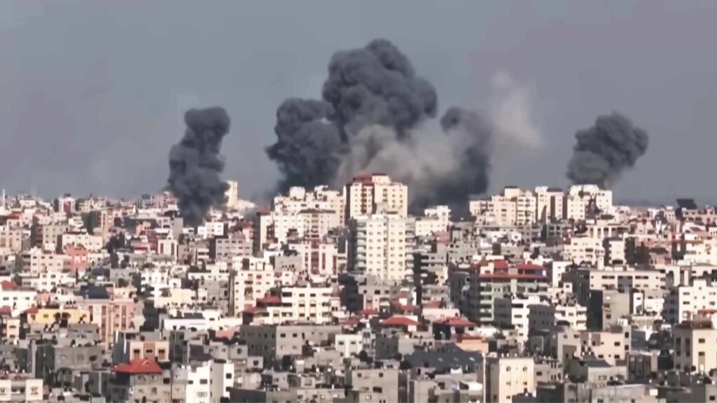 Des images du conflit entre Israel et le Hamas // Source : Le Monde / YouTube