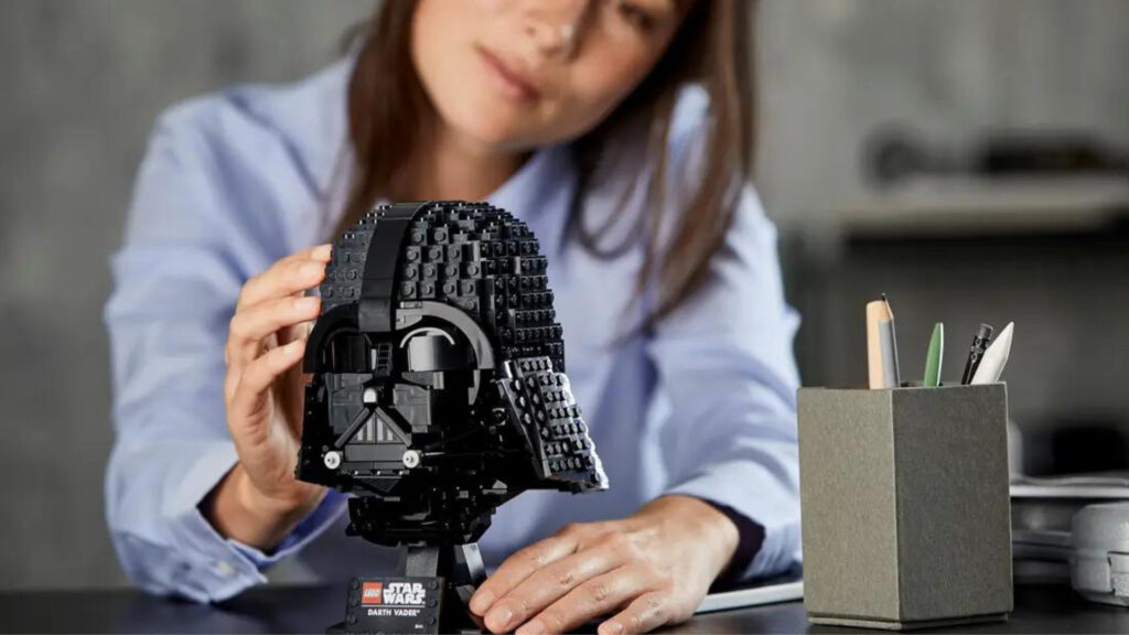 Darth Vader's helmet is a rather elegant set // Source: Lego