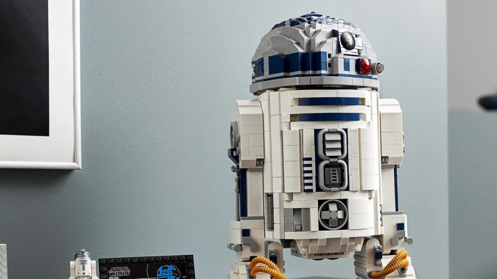The Lego R2-D2 is detailed // Source: LEgo