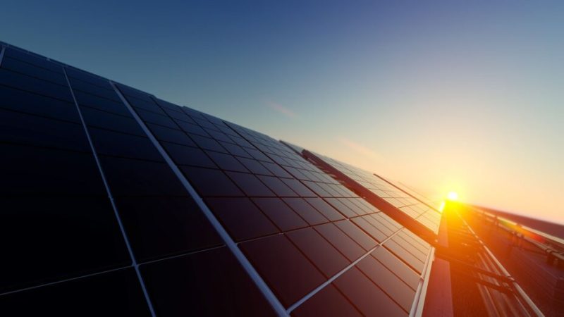 Sans le rapt du premier entrepreneur du solaire, les énergies renouvelables auraient-elles percé plus vite ?