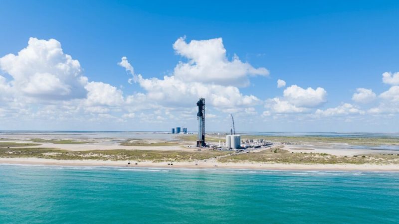 La fusée géante de SpaceX a une fenêtre de tir pour revoler en novembre
