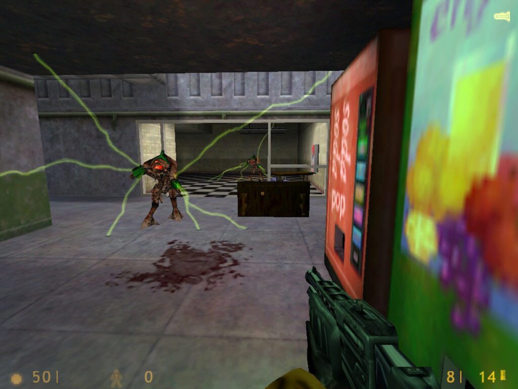 Half-Life // Source : Valve